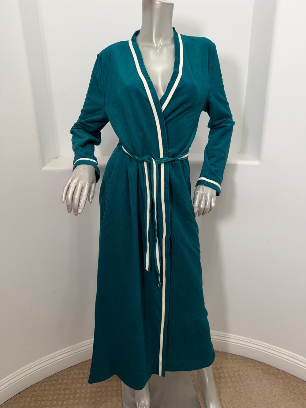 Vintage 1960s Velara Teal White Piping Velour Long Robe Housecoat  Sash USA Sz M